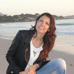 Claudia Yorio — Gerente Regional IT en Essen